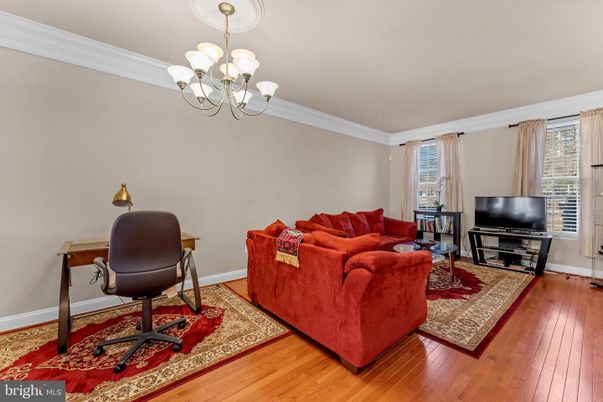 Chandelier, Interior, Living room, Wood Texture Flooring