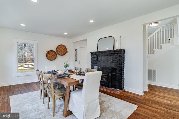 Dining room, Fireplace, Interior, Recessed Lighting, Wood Texture Flooring