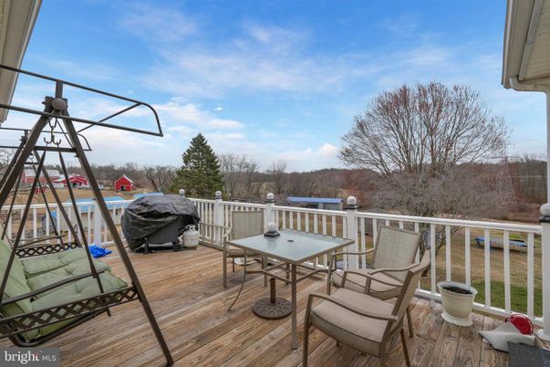 Exterior, Wood Texture Flooring