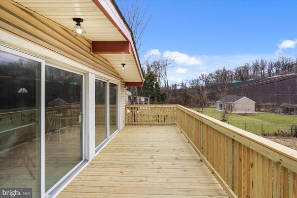 Exterior, Wood Texture Flooring