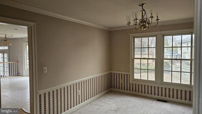 Chandelier, Empty room, Interior