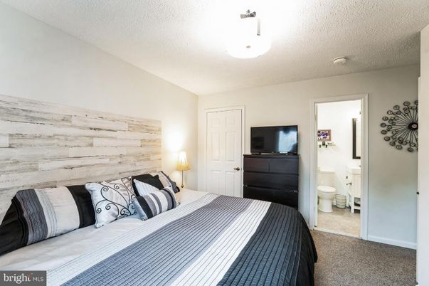 Bathroom, Bedroom, Interior