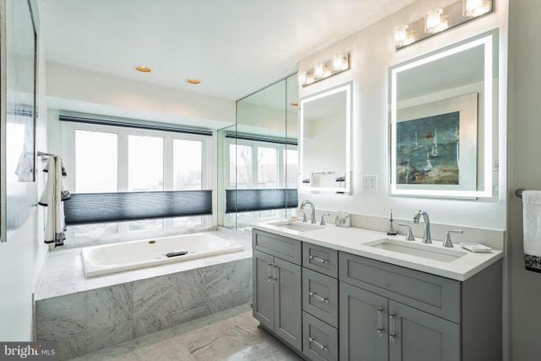 Bathroom, Dual Sink Vanities, Interior, Marble, Recessed Lighting