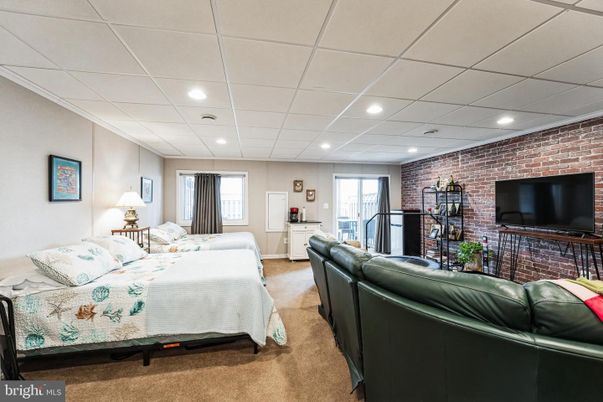 Bedroom, Fitness Equipment, Interior, Recessed Lighting, Stone Walls