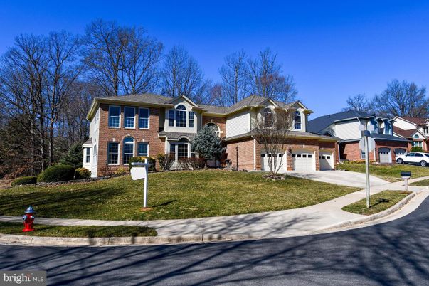 Attached, Exterior, Facade, Brick Facade, French Provincial