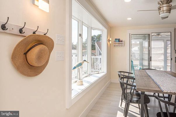 Dining room, Interior, Recessed Lighting, Wood Texture Flooring