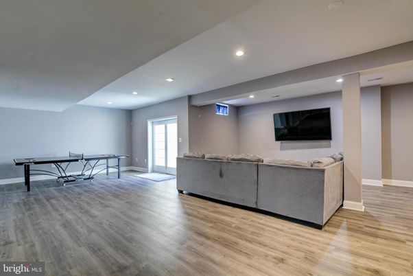 Game Room, Interior, Living room, Recessed Lighting, Wood Texture Flooring