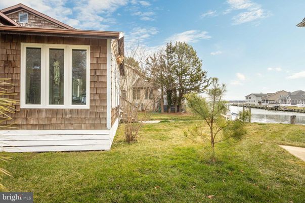 Backyard, Exterior, Water
