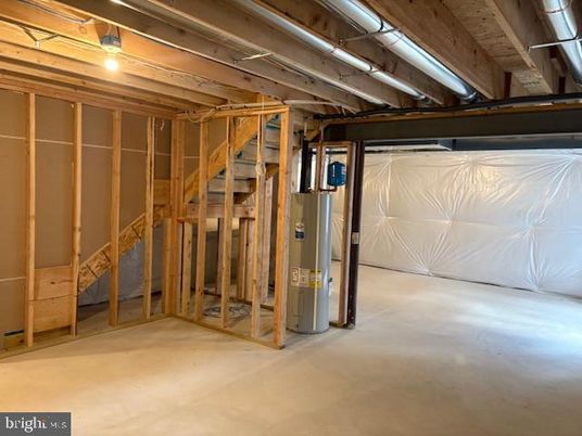 Garage, Interior, Wooden Beams, Wooden Ceilings
