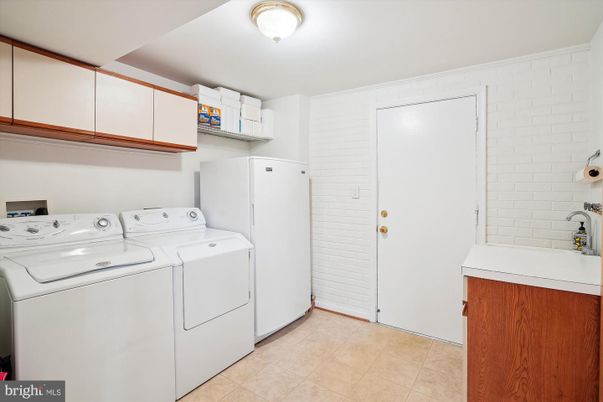 Interior, Utility Closets, Washer