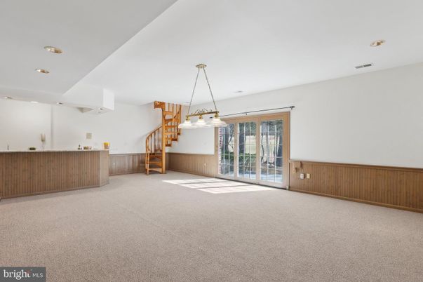 Empty room, Interior, Pendant Lights, Recessed Lighting