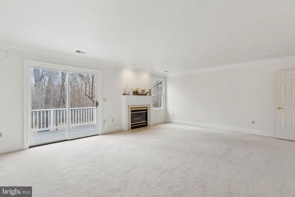 Empty room, Fireplace, Interior