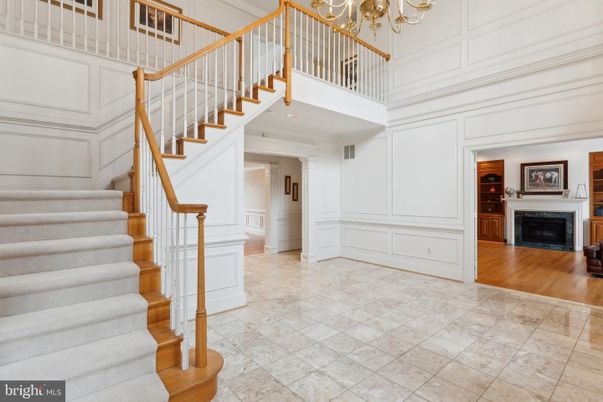 Chandelier, Fireplace, Interior, Wood Texture Flooring
