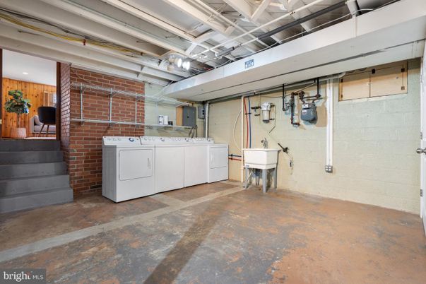 Interior, Stone Walls, Washer