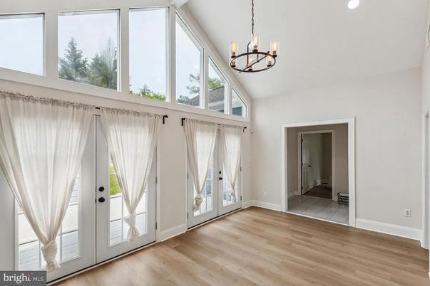 Chandelier, Empty room, Interior, Recessed Lighting, Wood Texture Flooring