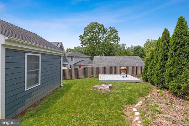 Backyard, Exterior, Hot Tub