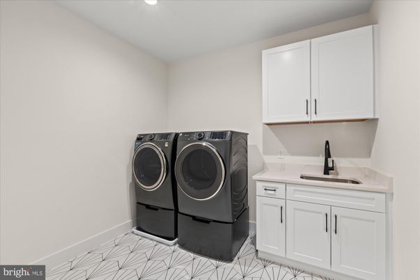 Interior, Recessed Lighting, Washer