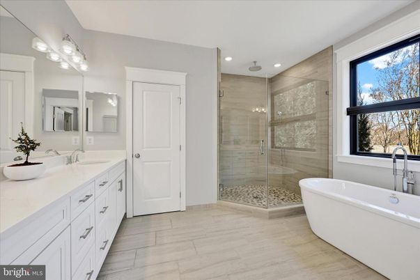 Bathroom, Dual Sink Vanities, Free Standing Baths, Glass Shower, Interior, Recessed Lighting