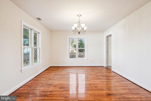 Chandelier, Empty room, Interior, Wood Texture Flooring