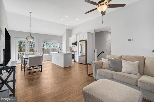 Dining room, Interior, Kitchen, Living room, Pendant Lights, Recessed Lighting, Stainless Steel Appliances, Wood Texture Flooring