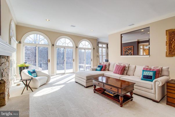 Fireplace, Interior, Living room, Recessed Lighting