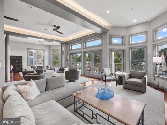 Dining room, Interior, Living room, Pendant Lights, Recessed Lighting, Wood Texture Flooring