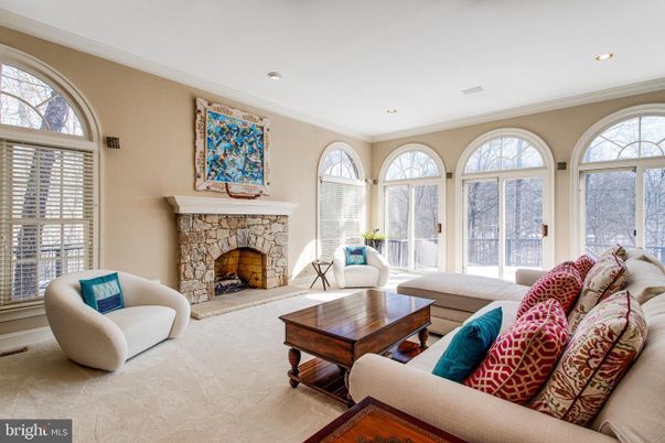 Fireplace, Interior, Living room, Recessed Lighting