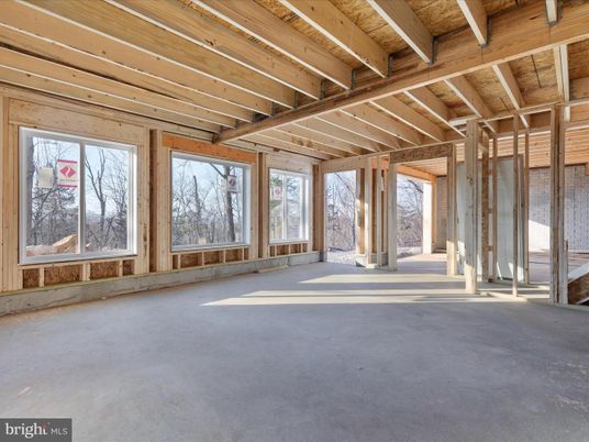 Empty room, Interior, Wooden Beams, Wooden Ceilings, Wooden Walls
