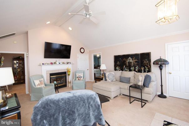 Fireplace, Interior, Living room, Recessed Lighting