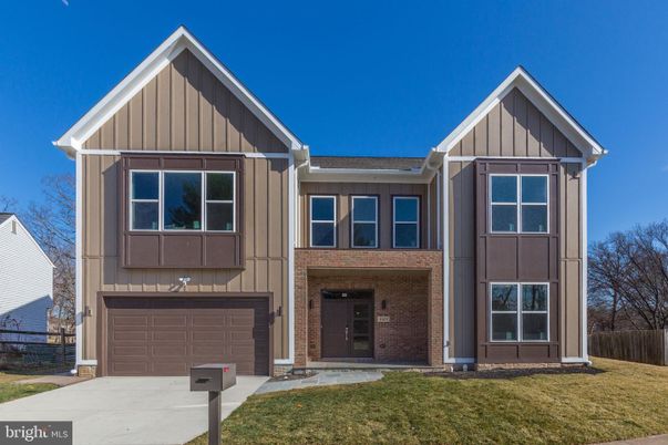 Attached, Exterior, Facade, Brick Facade, Farmhouse