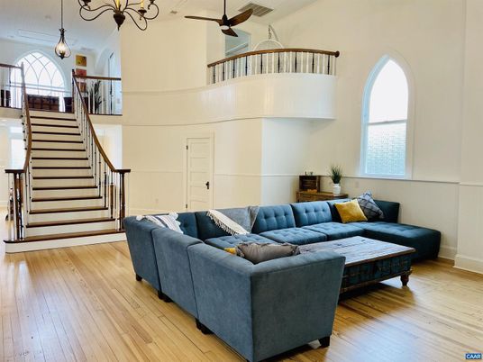 Interior, Living room, Pendant Lights, Wood Texture Flooring