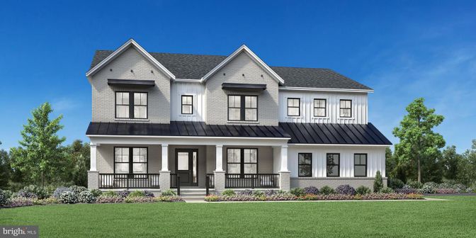 Exterior, Facade, Farmhouse