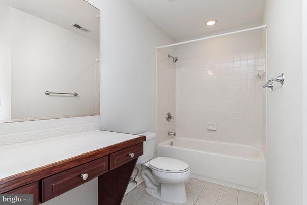 Bathroom, Interior, Recessed Lighting, Tile Countertops