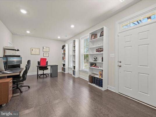 Home Office, Interior, Recessed Lighting, Wood Texture Flooring