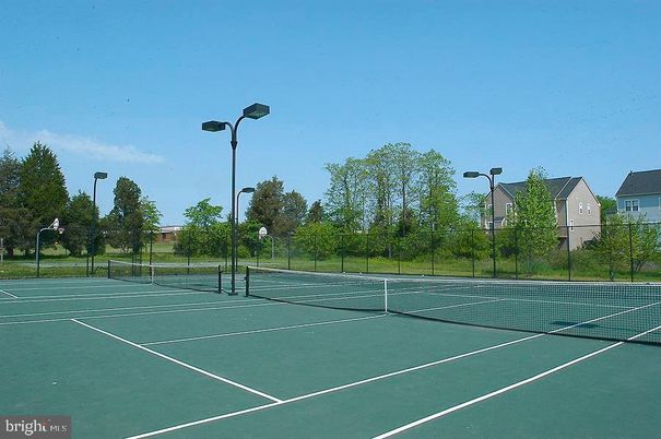Exterior, Tennis Courts