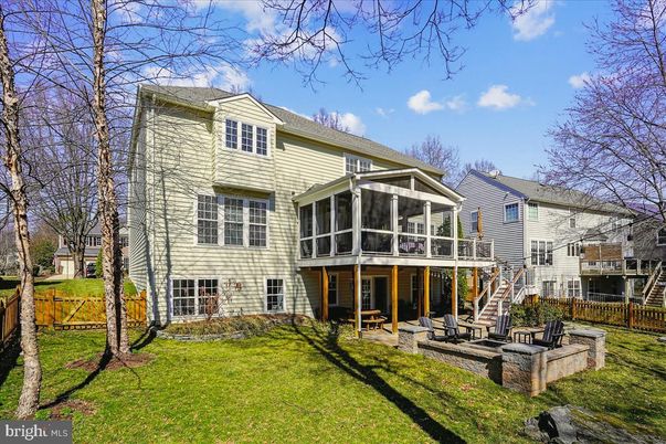 Backyard, Exterior, Facade, Queen Anne Victorian