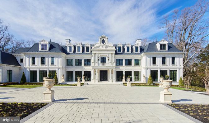 Exterior, Facade, French Provincial