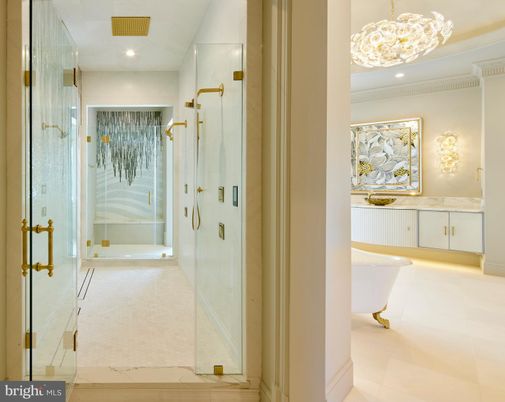 Bathroom, Chandelier, Free Standing Baths, Glass Shower, Interior, Pendant Lights, Recessed Lighting