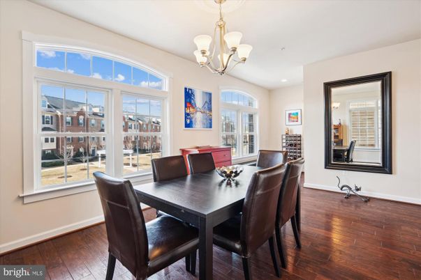 Chandelier, Dining room, Interior, Recessed Lighting, Wood Texture Flooring