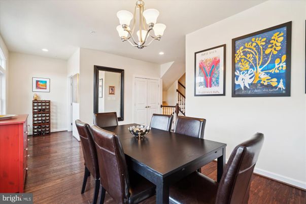 Chandelier, Dining room, Interior, Recessed Lighting, Wood Texture Flooring