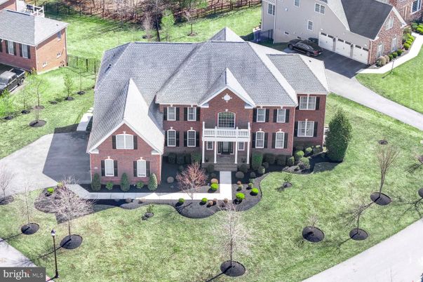 Exterior, Facade, Brick Facade, French Provincial