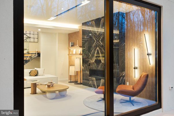 Fireplace, Interior, Recessed Lighting