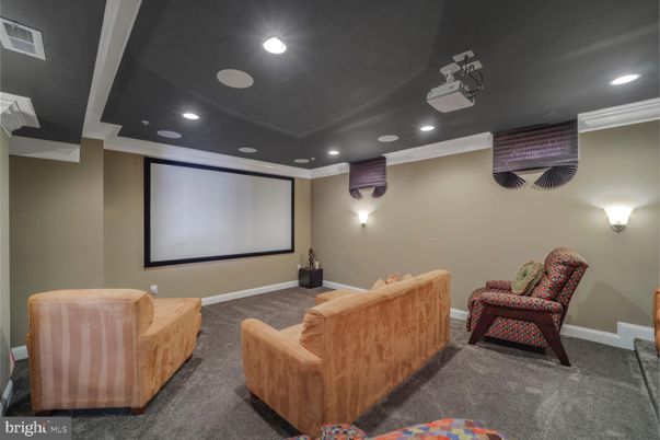 Interior, Projection Screen, Recessed Lighting, Theatre Room