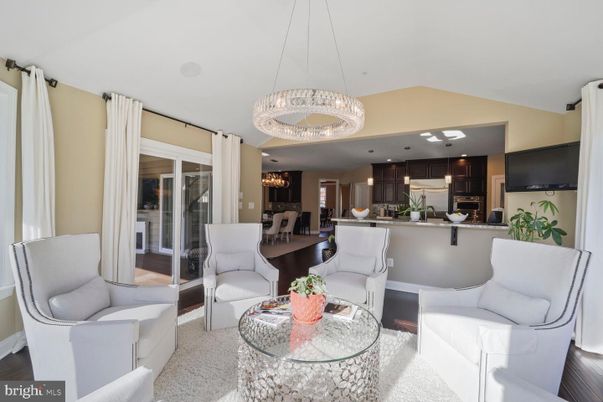 Dining room, Interior, Kitchen, Living room, Pendant Lights, Recessed Lighting, Stainless Steel Appliances, Wood Texture Flooring