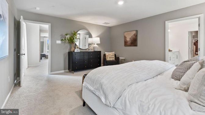 Bedroom, Interior, Recessed Lighting