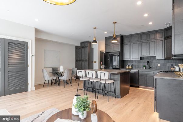 Dining room, Interior, Kitchen, Pendant Lights, Recessed Lighting, Wood Texture Flooring