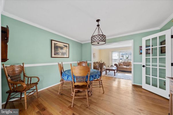 Dining room, Interior, Living room, Pendant Lights, Wood Texture Flooring