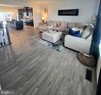 Interior, Kitchen, Living room, Pendant Lights, Wood Texture Flooring