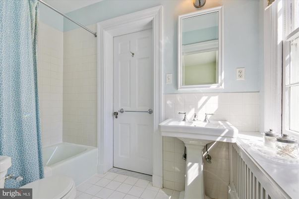 Bathroom, Interior