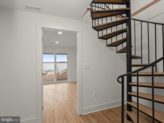 Interior, Recessed Lighting, Water, Wood Texture Flooring
